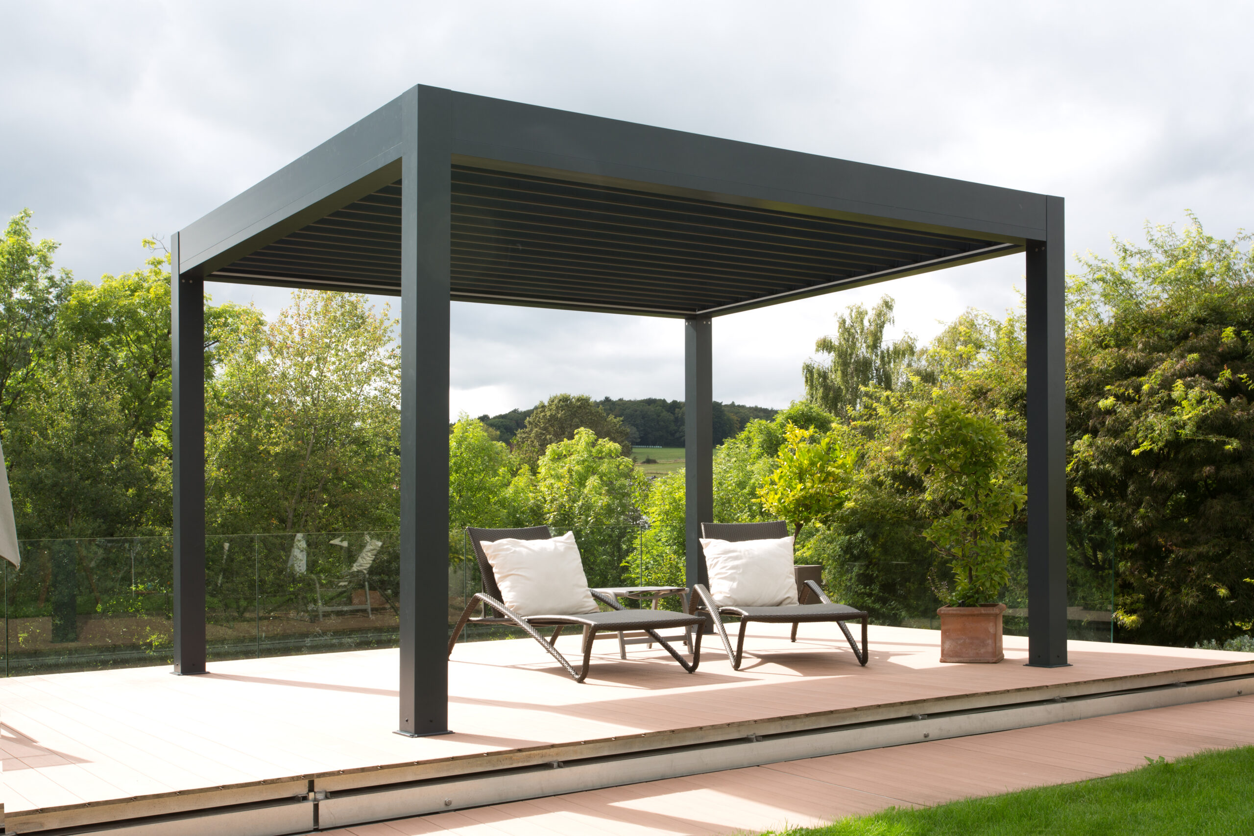 Pavillon „Suncontrol III“